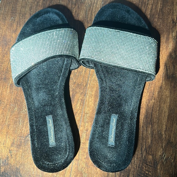 Victoria secret’s sandals black color size L - Picture 1 of 5